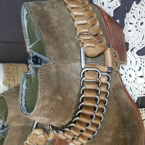 SAM Edelman suede ankle booties 6.5 - Picture 11 of 11